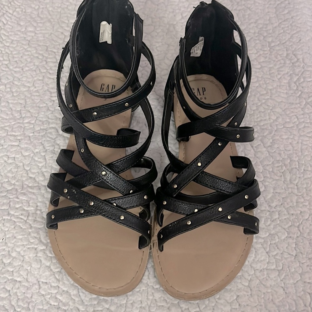 Little girls Gap Sandals (Worn)